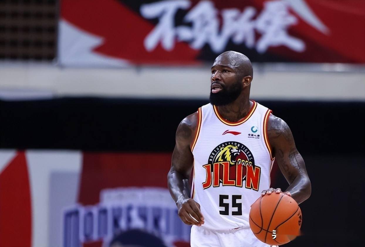 包含DK横扫DFM，Uzi打出惊人五杀八强赛3:2（广州）的词条