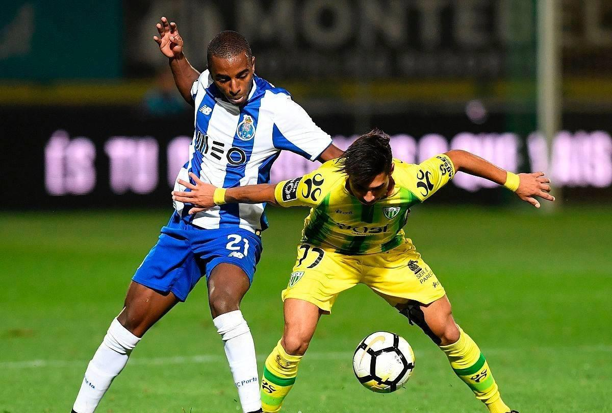 葡萄牙队完胜韩国队，波尔点燃赛场